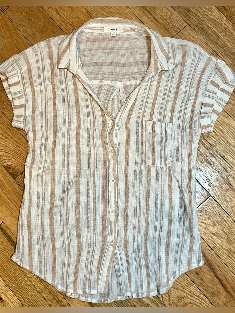 MINE Cream and Tan Striped Short-Sleeve Button-Down Shirt